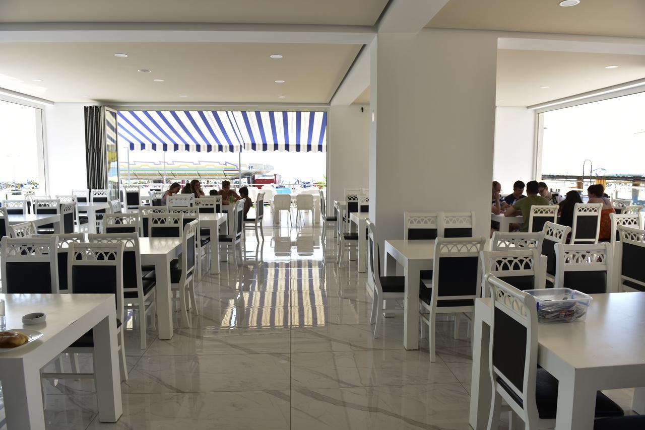 Hotel Fredi Shëngjin